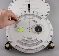 Horizontal and Analemmatic sundial adjust 1