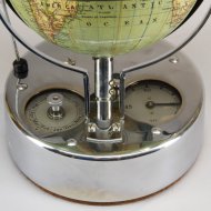 Duitse elektrische globe klok, interbellum, ca. 1930