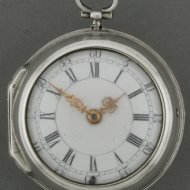 Duits 8-daags zilveren spillegang horloge met dubbele kast. Gesigneerd: 'G.W. Bolte, Rinteln'. ca 1750