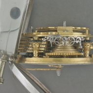 Zilver Hollands spillegang zakhorloge met dubbele kast, gesigneerd: 'Jan Gobels, Amsterdam', ca. 1700.