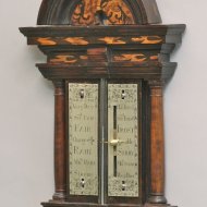 Vroege zeldzame engelse 'Queen Anne' transporteerbare barometer, ongesigneerd, circa 1700-1710.